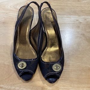 Coach Q210 Brook 7 1/2